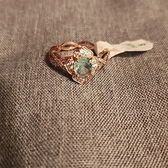 Bomb Party Ring - Picture 2 of 7